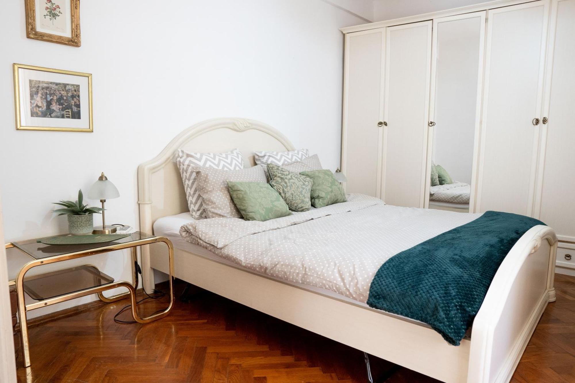M&B Apartment コトル エクステリア 写真
